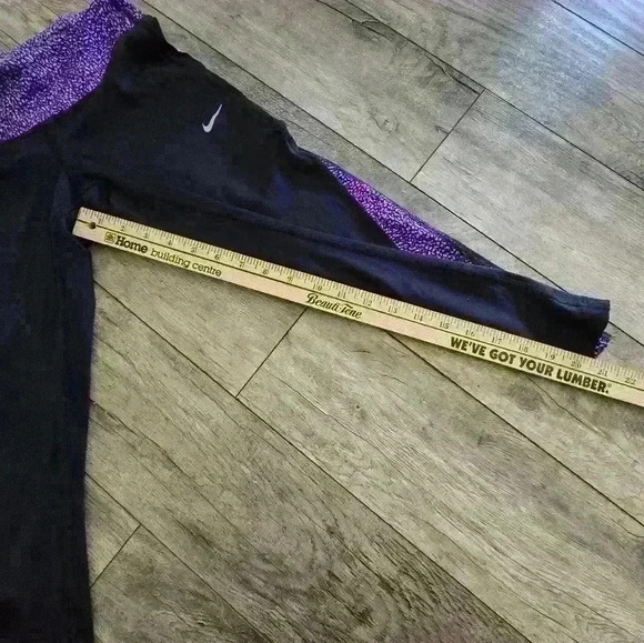 NIKE DRY FIT purple  black capri leggings xs rn#56323 05553 - Picture 5 of 10